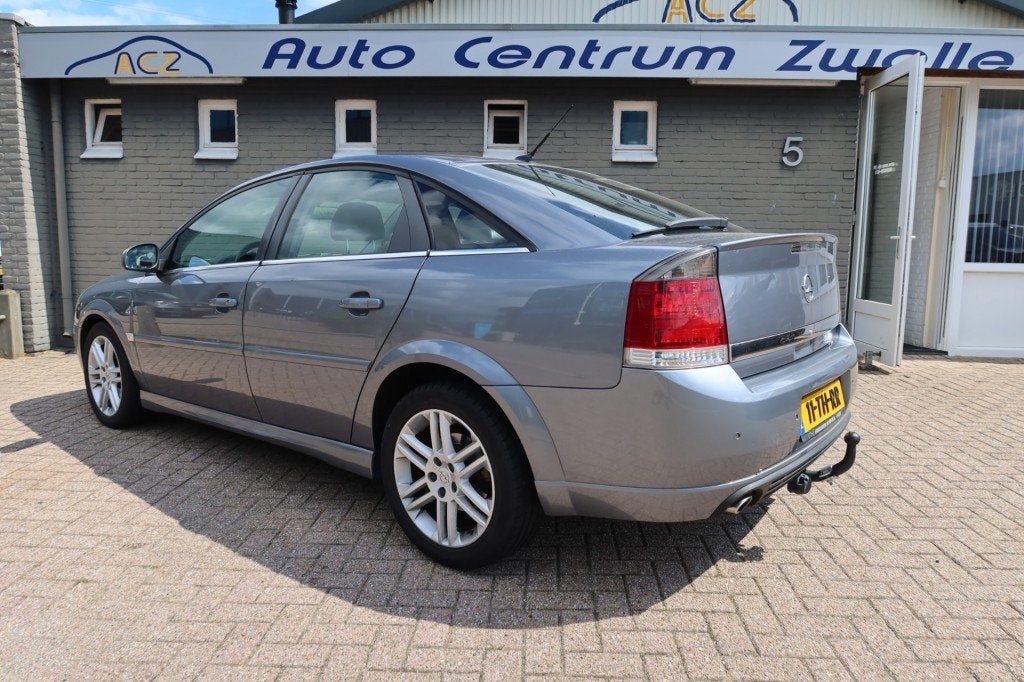 Opel VECTRA 2.2-16V ELEGANCE , NAVI, TREKHAAK ENZ..., Parkeersensor, Gebruikt, 715 kg, Vectra