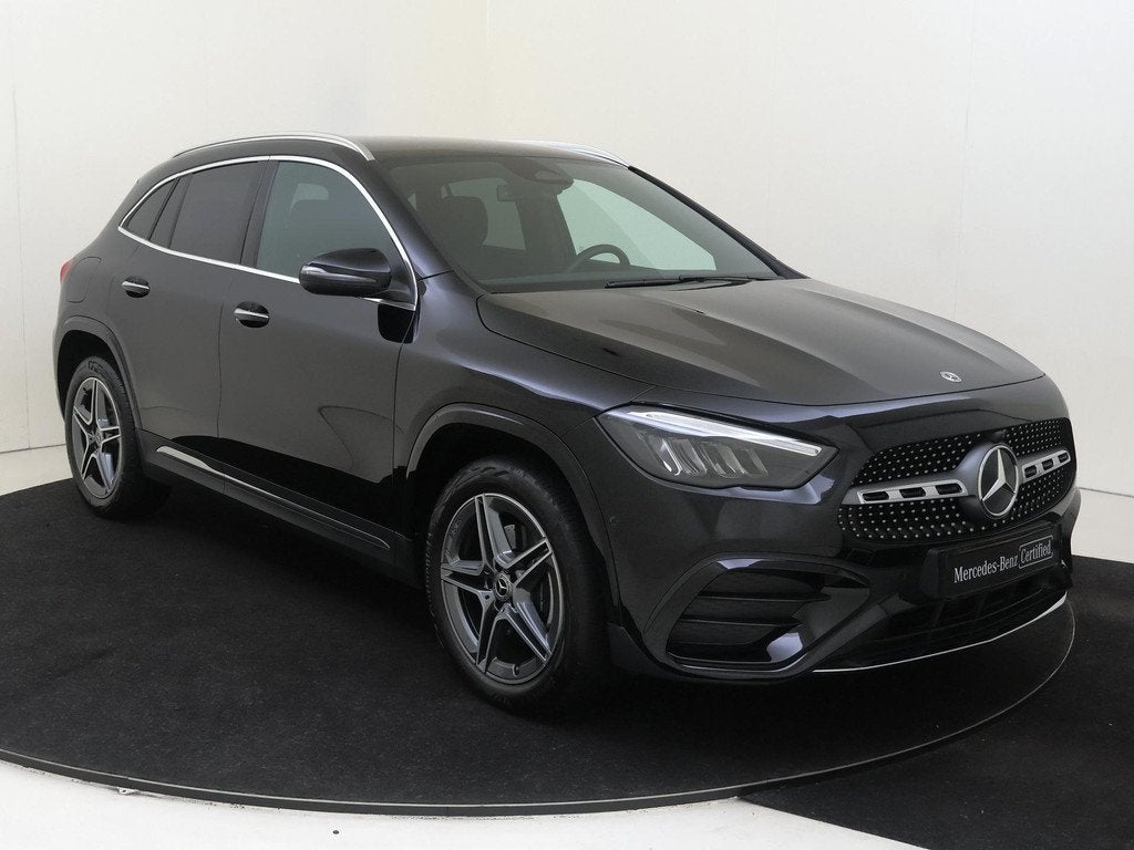 Mercedes-Benz GLA-klasse 250 e Star Edition AMG Line / 19"/, Auto's, Mercedes-Benz, 16 kWh, Zwart, Bedrijf, Hybride Elektrisch/Benzine