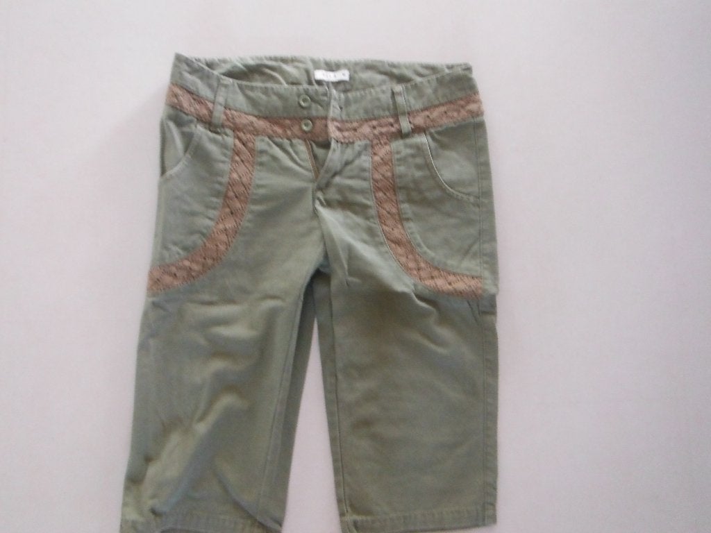 nieuwe legergroene kniebroek bermuda met kant, Vila, mt M, Maat 38/40 (M), Kort, Verzenden, Vila