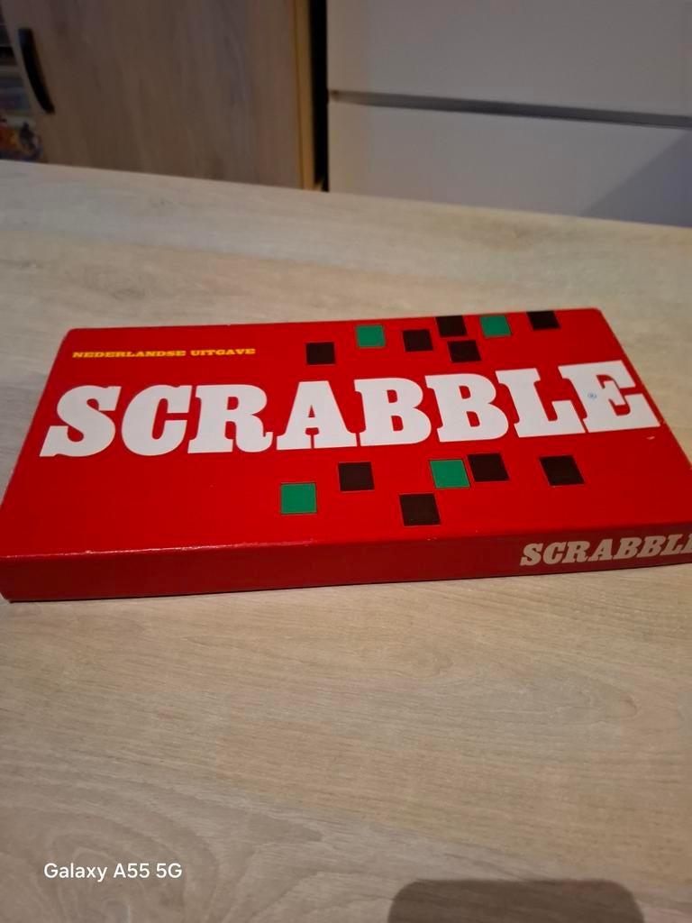 Scrabble - Nederlandse Uitgave - Compleet Bordspel, Gebruikt, Westelijke Havendijk 15, 4703 RA Roosendaal, Nederland, Ophalen of Verzenden