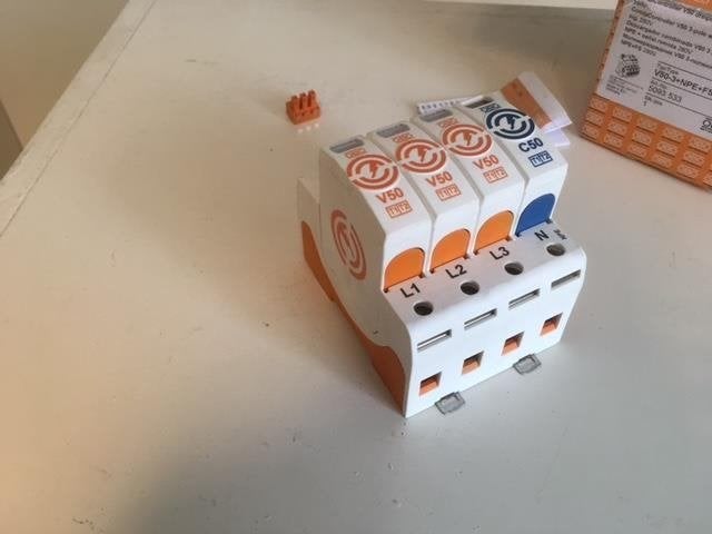 293. OBO Combicontroller V50 Type V50 3 NPE FS 280, Ophalen of Verzenden, Nieuw