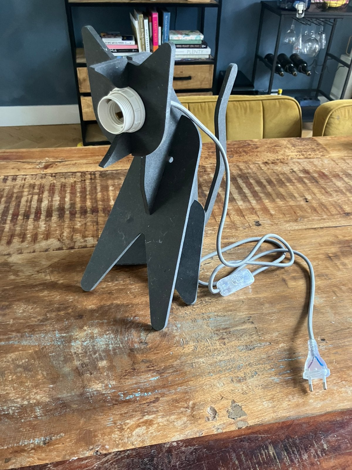 Lamp kat, Ophalen of Verzenden, Zo goed als nieuw, Minder dan 100 cm
