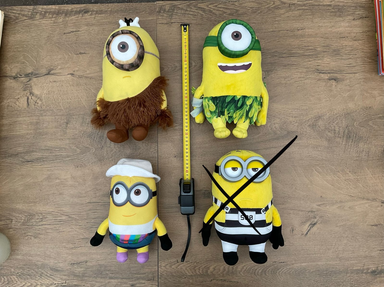 3 zgan, niet kapot, Minions knuffels Wilde Minion Hawai, Verzamelen, Ophalen, Overige figuren, Zo goed als nieuw, Beeldje of Figuurtje