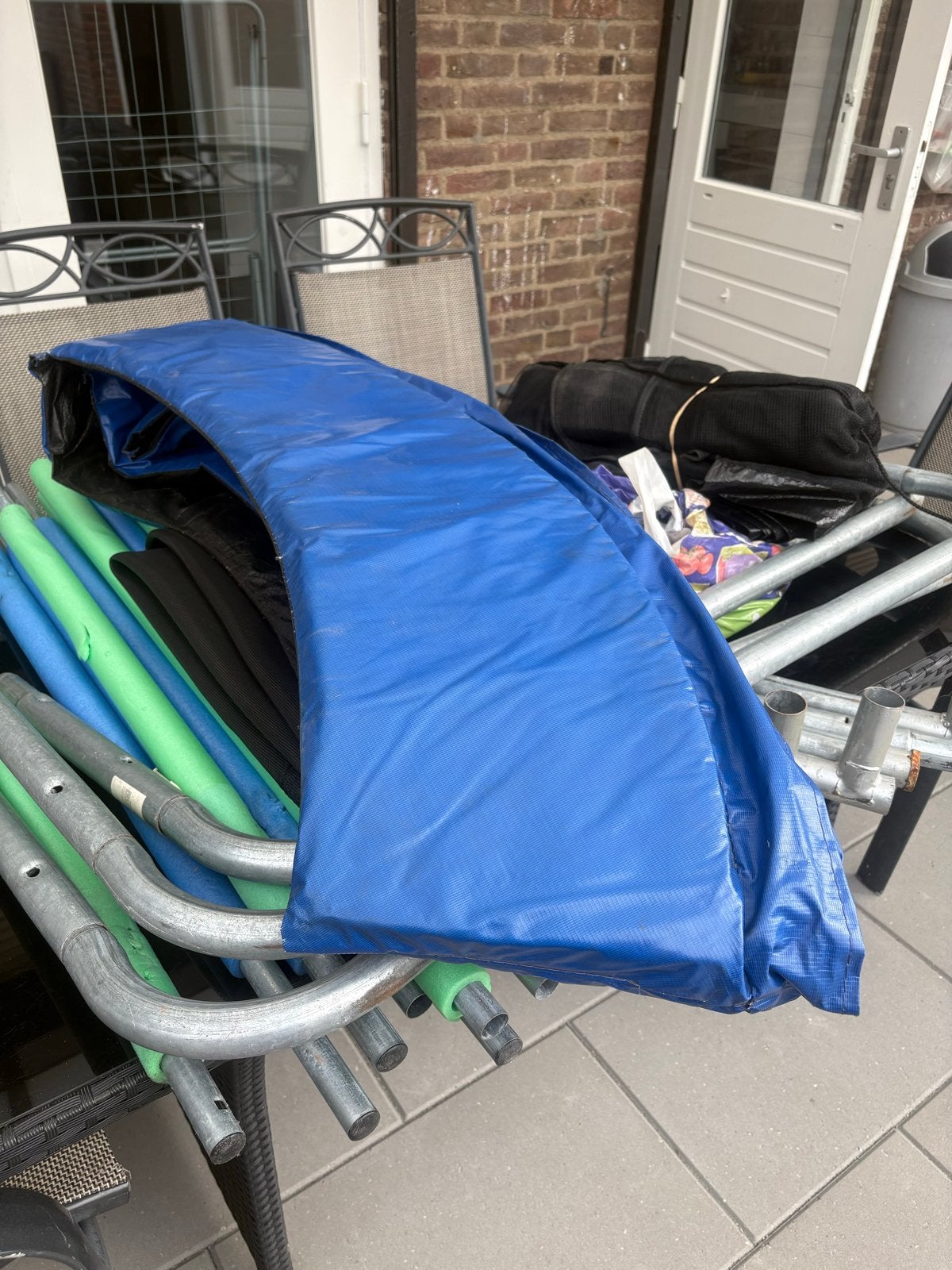 Trampoline - compleet met veiligheidsnet en veren, Kinderen en Baby's, Speelgoed | Buiten | Trampolines, Ophalen, Gebruikt