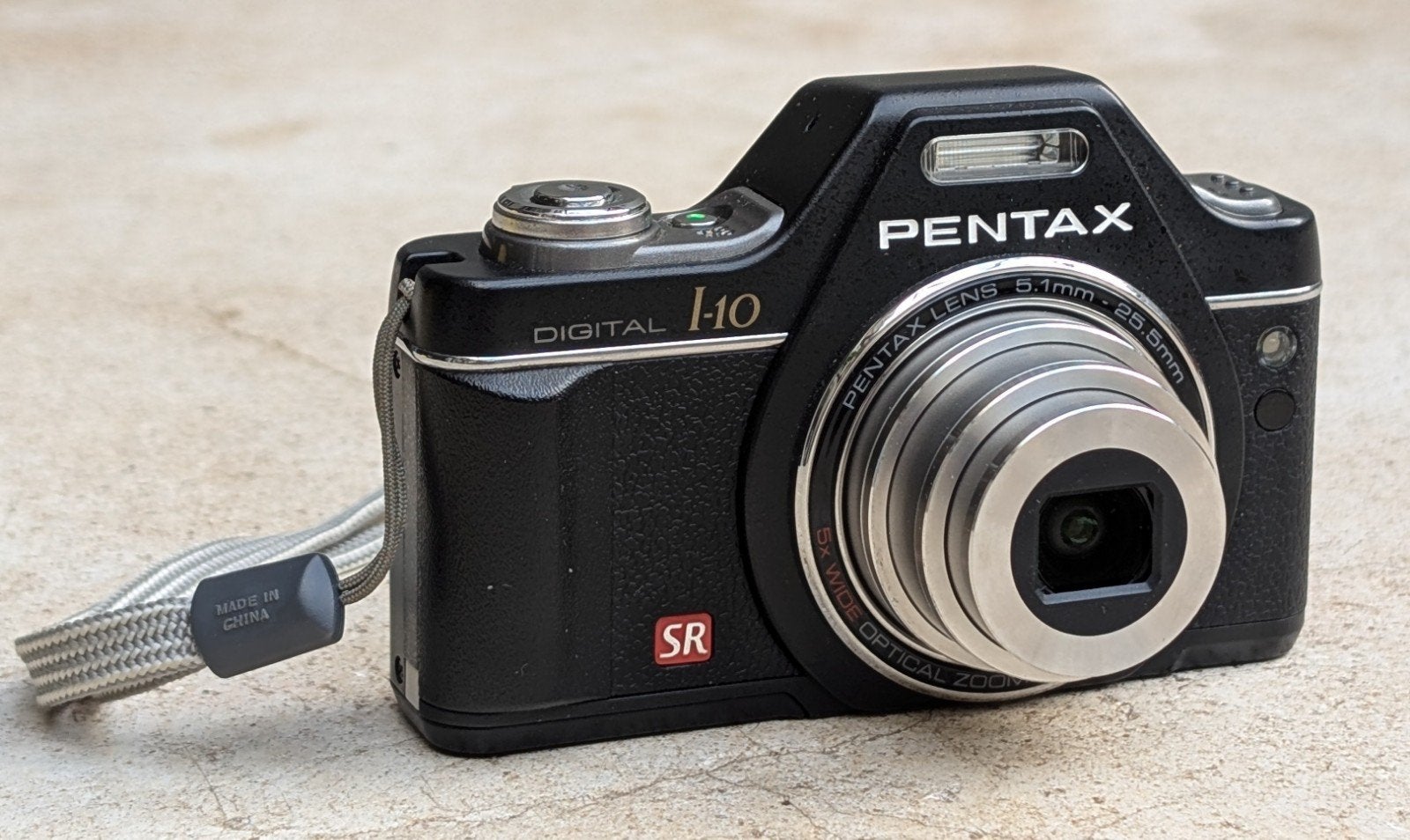 Pentax i-10 coll.item 12MP. 3 x accu 4gig. top conditie, Ingebouwde flitser, 12 megapixels, Ophalen of Verzenden, Zo goed als nieuw