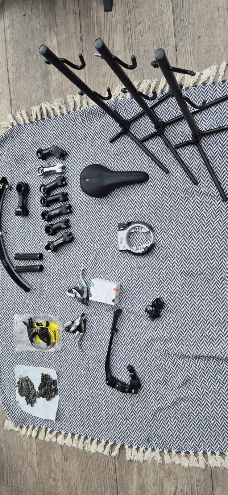 Fietsonderdelen Stuurpennen Shifters Zadel, Fietsen en Brommers, Nieuw, Ophalen of Verzenden, Derailleur of Ketting, Aluminium