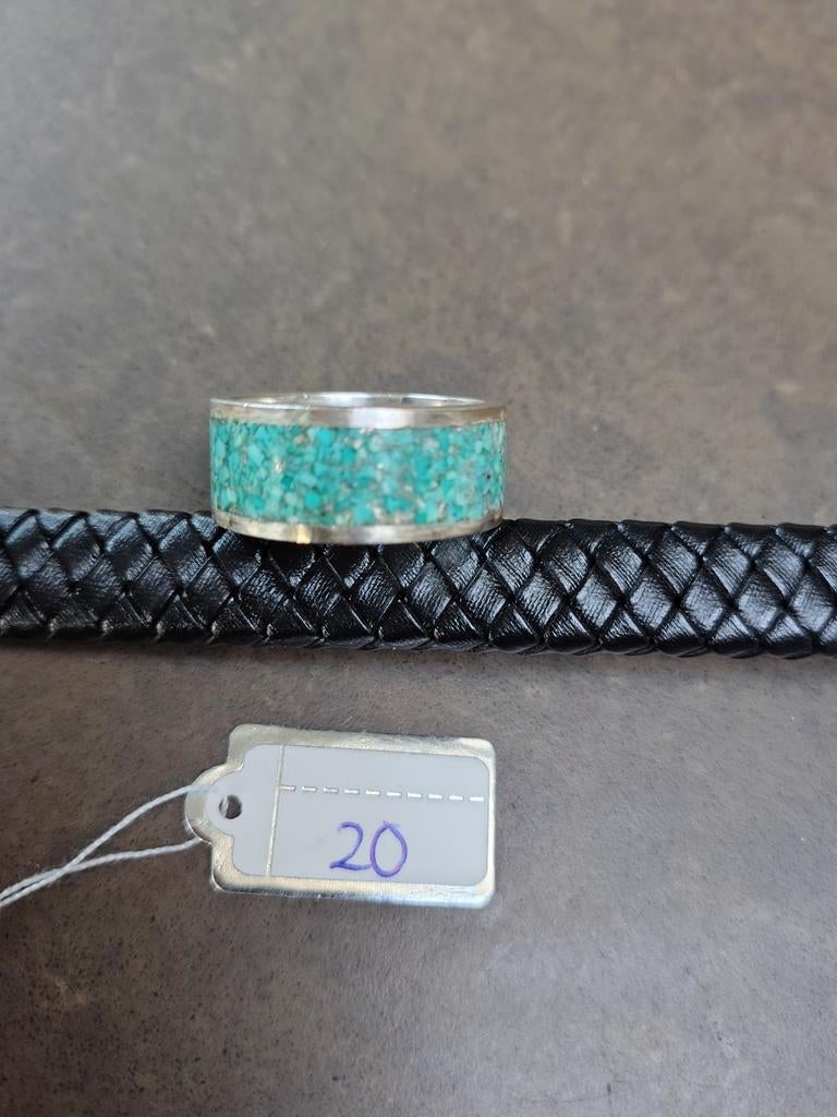 Handgemaakte Zilveren Ring met Groen Steen Gruis - Maat 20, 20 of groter, Nieuw, Ophalen of Verzenden, Dame