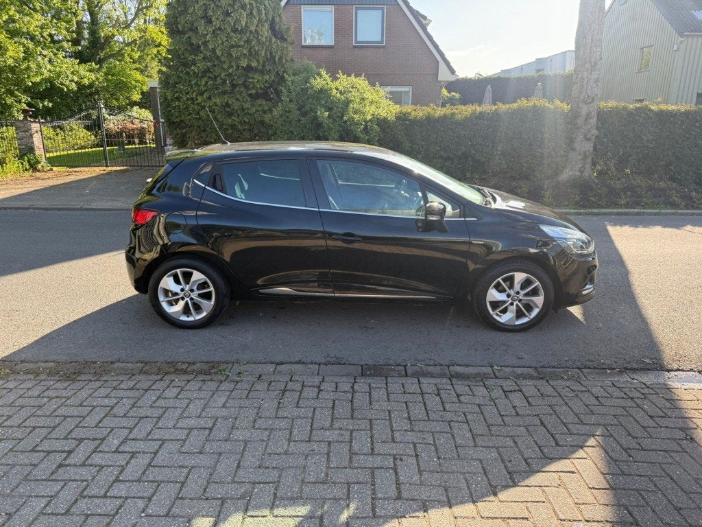 Renault CLIO 0.9 TCe Limited*Cruise*trekhaak*airco*navigatie, Auto's, Voorwielaandrijving, 898 cc, Gebruikt, Met garantie (alle)