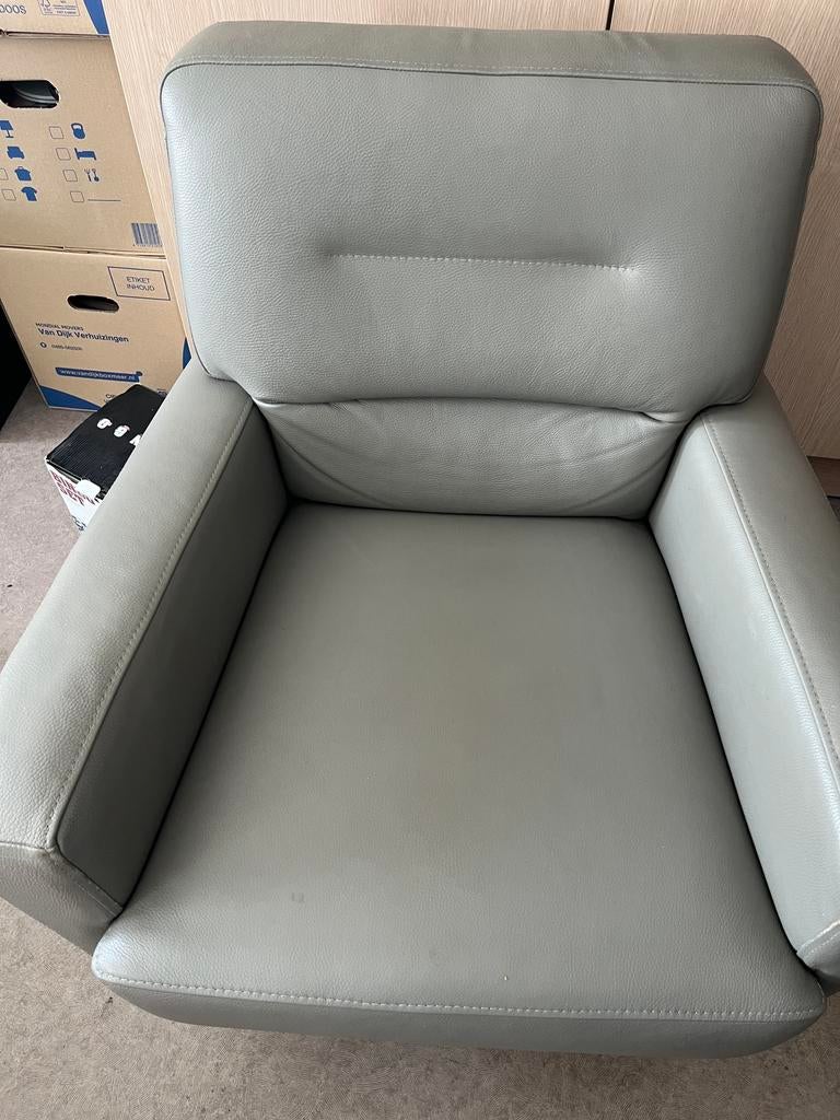 Mooie draaifauteuil, Huis en Inrichting, Fauteuils, Ophalen, Zo goed als nieuw, 75 tot 100 cm, Leer