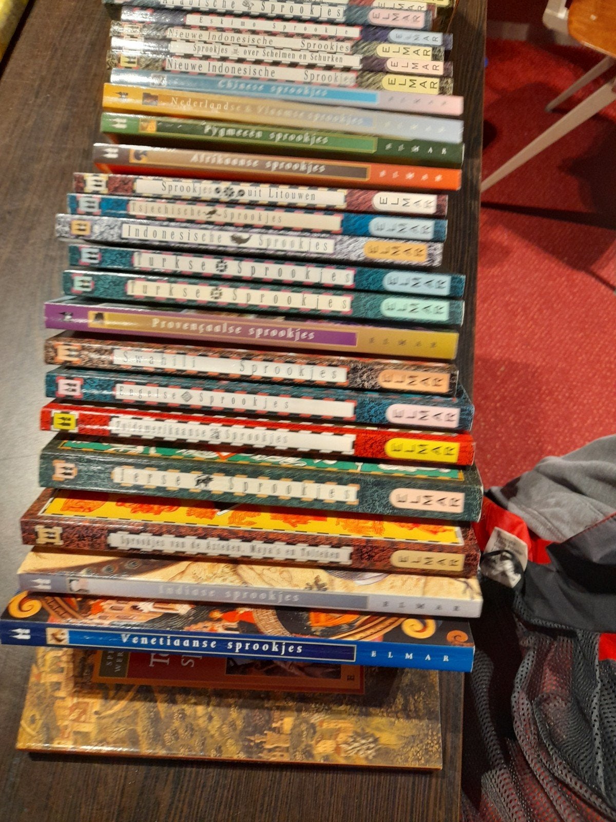 Sprookjes boeken uit alle landen., Ophalen of Verzenden, Zo goed als nieuw