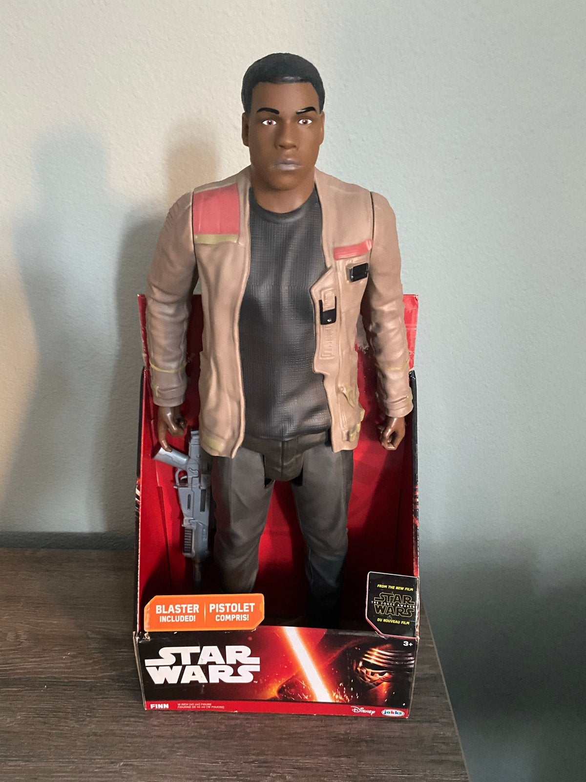 Star Wars Finn actiefiguur - 45cm met blaster, Ophalen of Verzenden, Nieuw