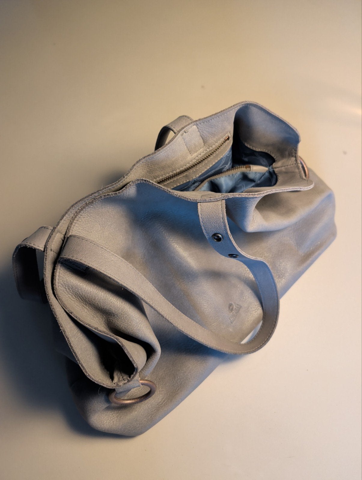 grijze elegante shopper van Fred de la Bretoniere, Ophalen of Verzenden, Zo goed als nieuw, Grijs, Shopper