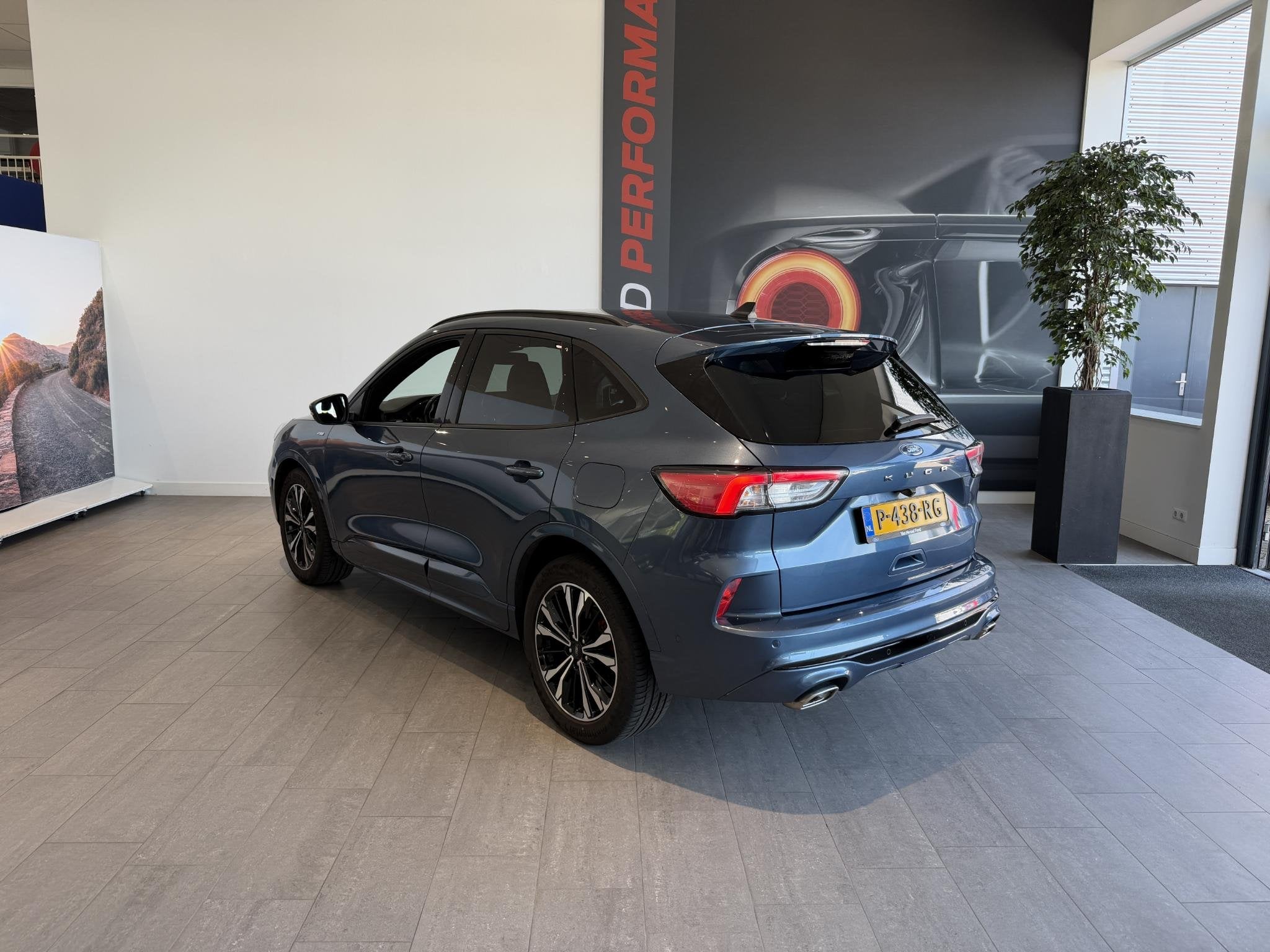Ford Kuga ST-Line X | 150PK | TREKHAAK | WINTER PACK | ADAPT, Klanten@ford.com, Blauw, Handgeschakeld, Ford Nederland B.V.