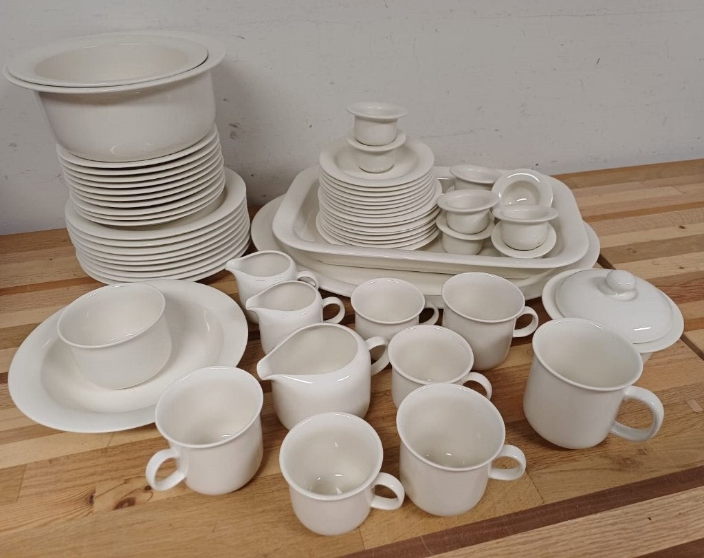 Arabia Finland "Arctica" - 62 delig servies, Ophalen, Overige stijlen, Porselein, Gebruikt