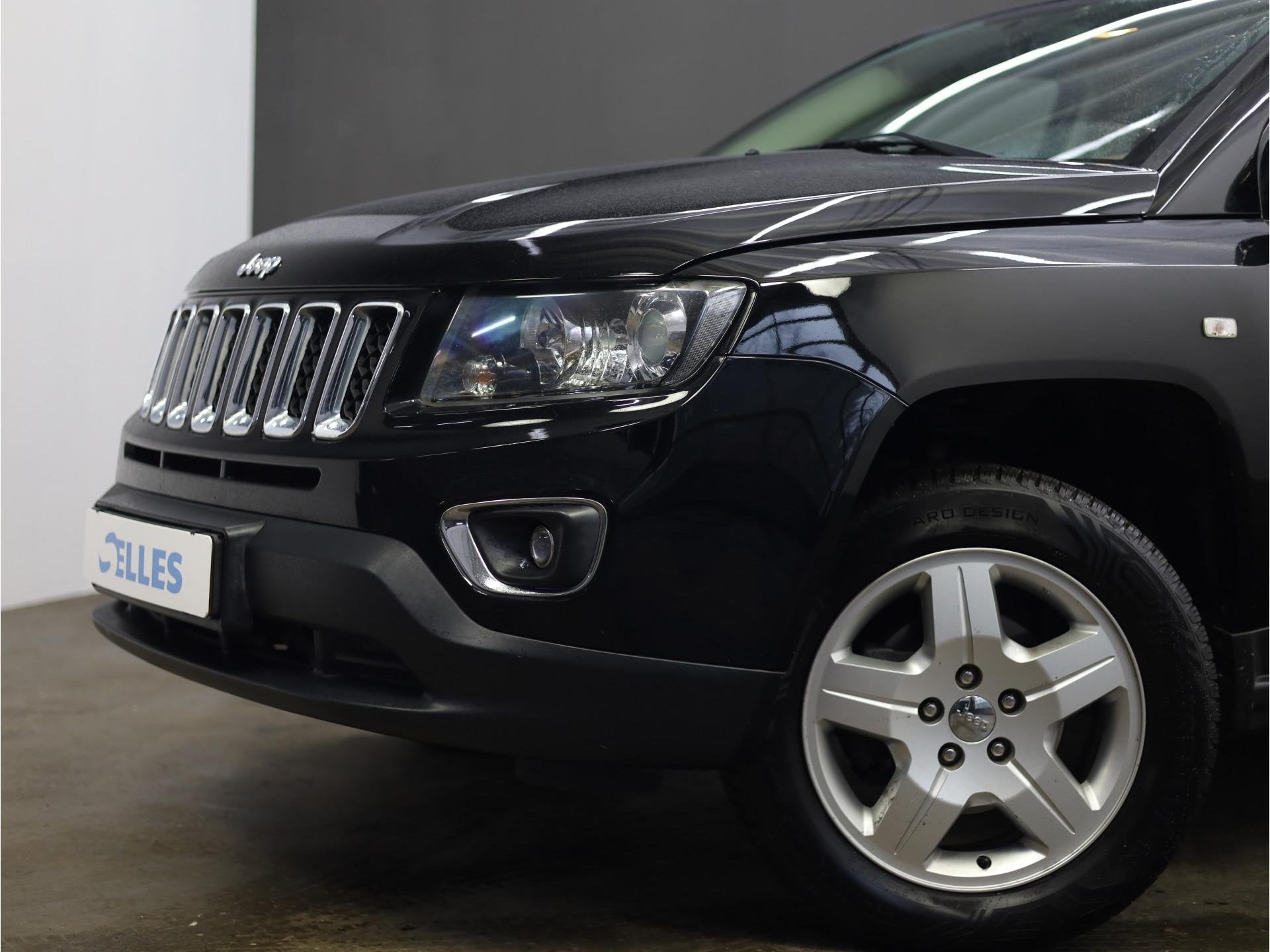 Jeep Compass 2.0 North Business Edition | Navigatie | Camera, Auto's, 1998 cc, Gebruikt, Zwart, Handgeschakeld