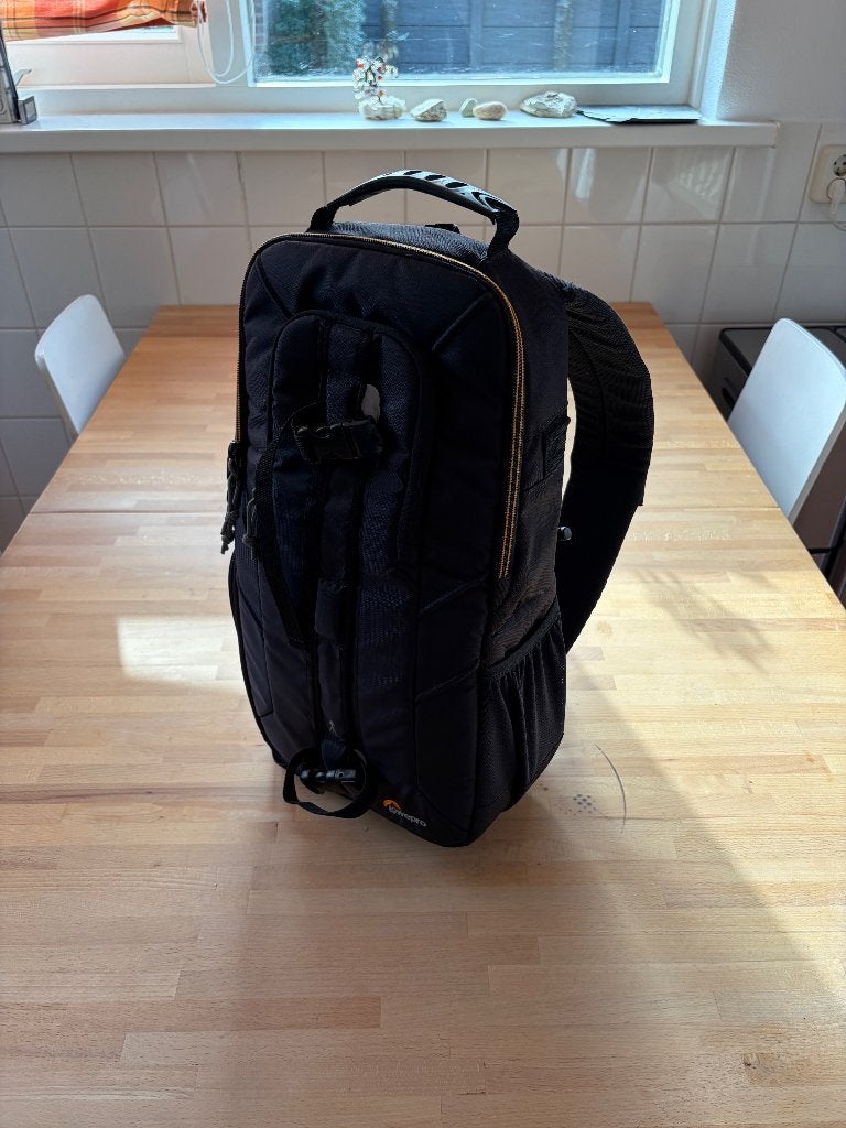 LowePro Slingshot Edge 250 AW, Ophalen of Verzenden, Zo goed als nieuw, Rugtas, Lowepro