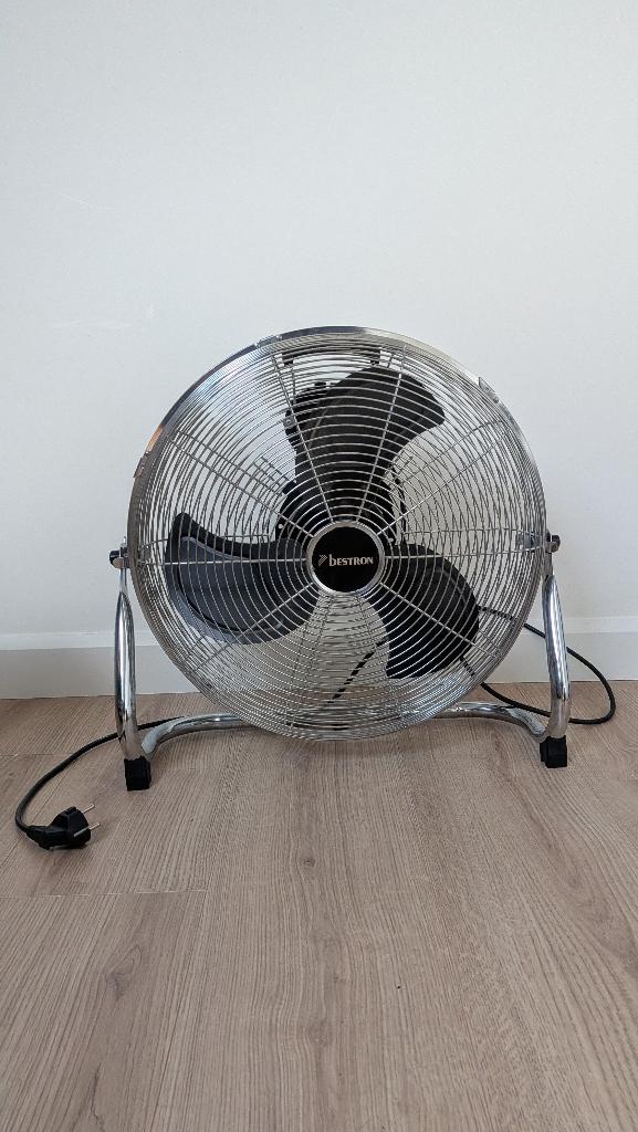 Bestron DFA40 Vloerventilator / 100W / 45cm, Ophalen, Zo goed als nieuw, Vloerventilator