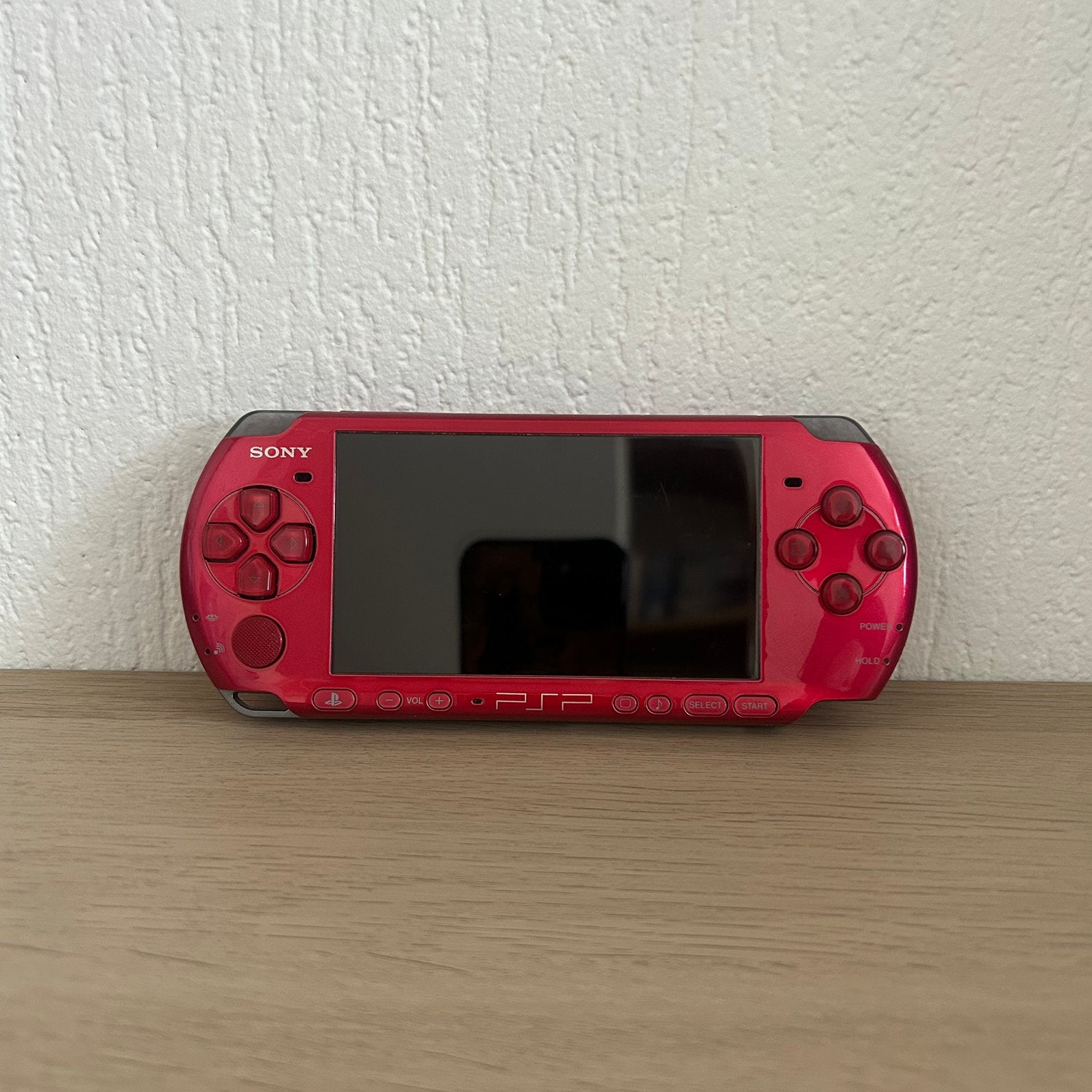 PlayStation Portable PSP-3000 Radiant Red Japanse exclusieve, Verzenden, Zo goed als nieuw, PSP 3000
