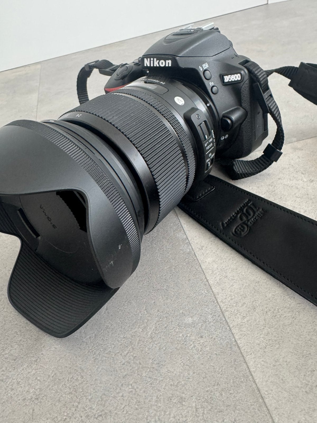 Complete set Nikon D5600 (als nieuw !), Ophalen of Verzenden, Zo goed als nieuw, Nikon, Geen optische zoom