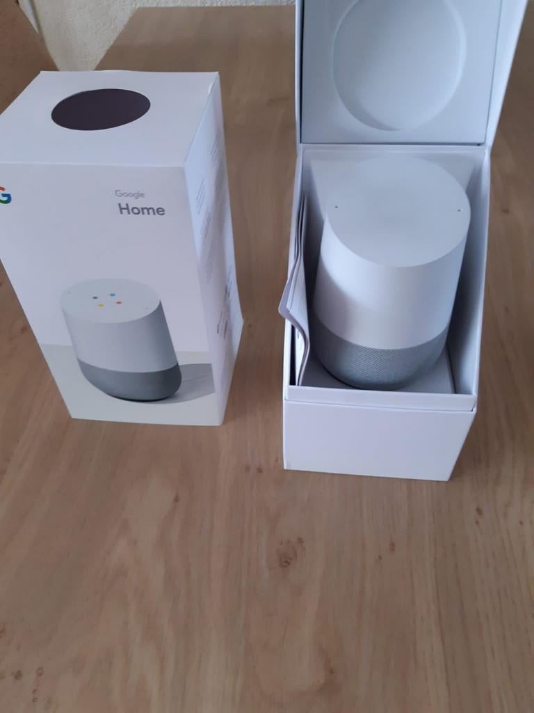GOOGLE HOME