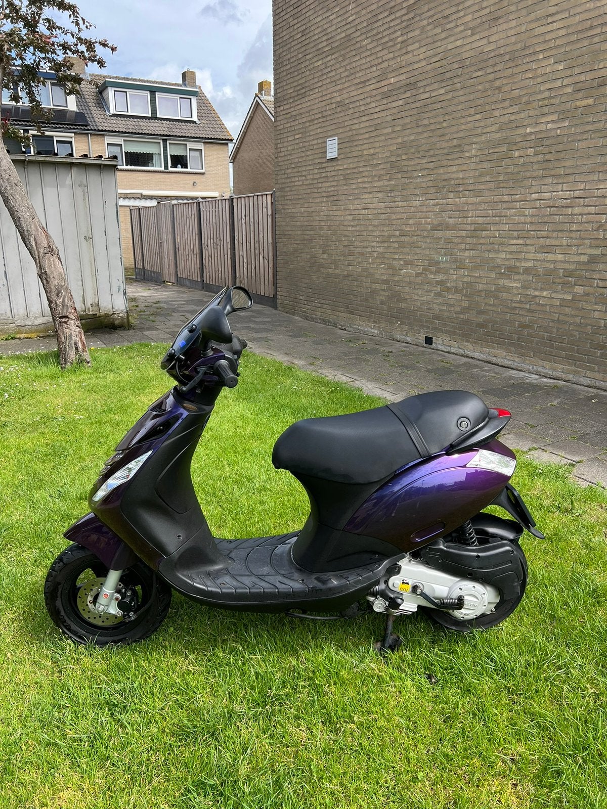 Piaggio zip 50cc 4 T 2 V Snor, Ophalen, Zo goed als nieuw, Benzine, Zip