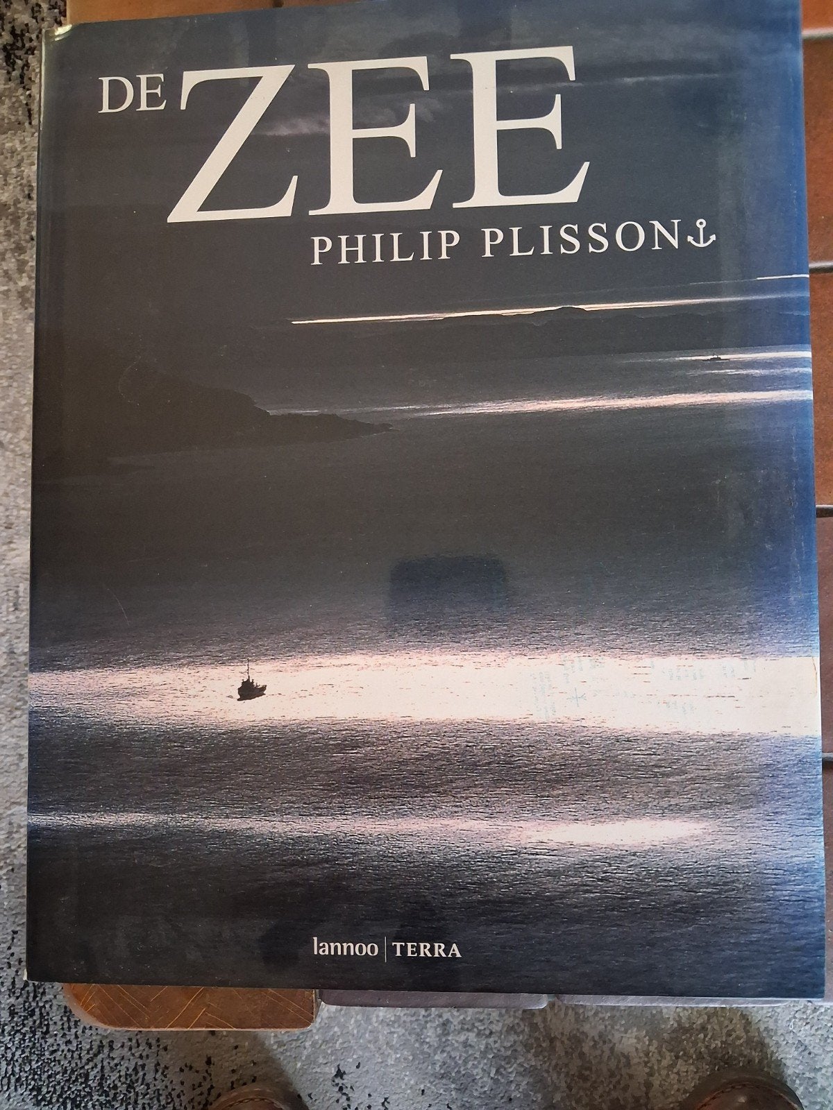 De Zee - Philip Plisson (Lannoo Terra), Ophalen of Verzenden
