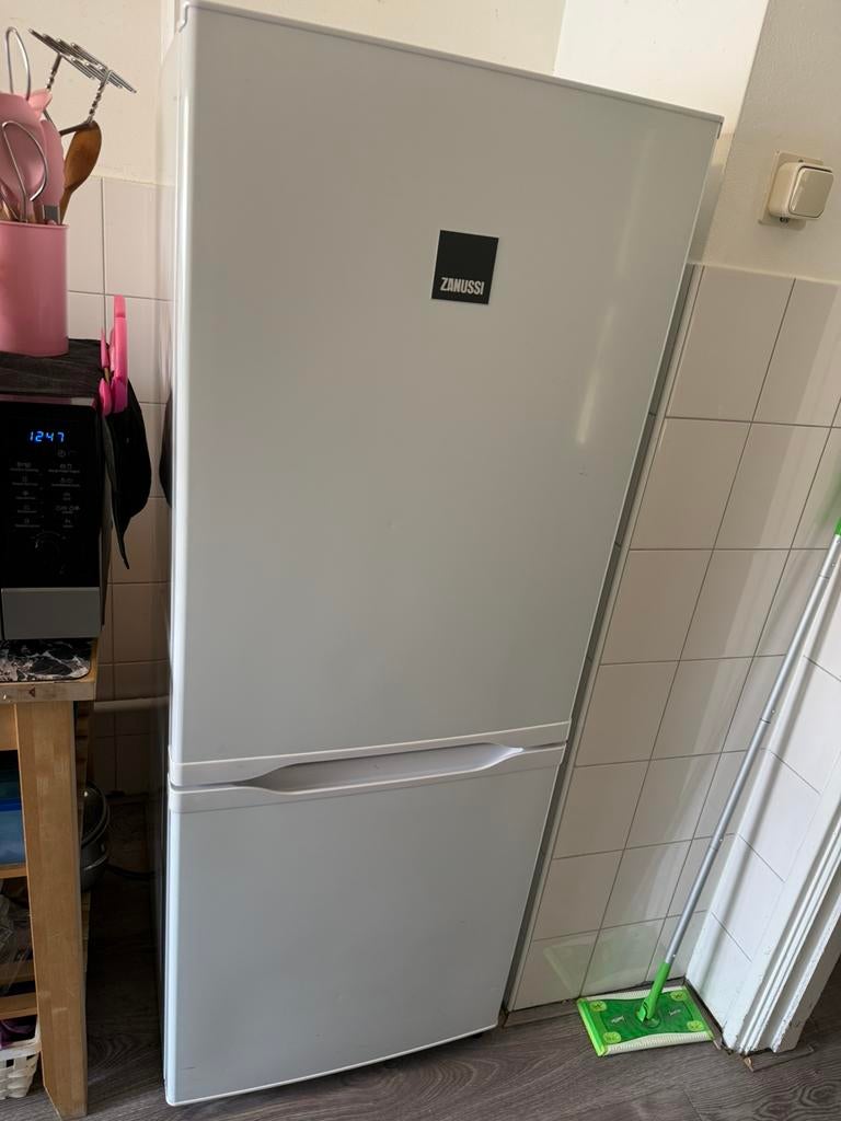 Zanussi Koel/vriescombinatie, Witgoed en Apparatuur, Koelkasten en IJskasten, Ophalen, 150 tot 200 liter, Gebruikt, Met aparte vriezer