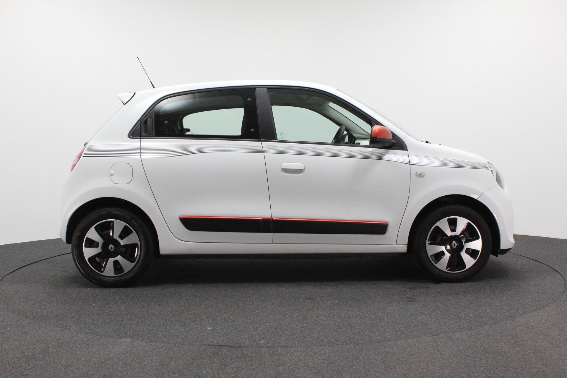 Renault Twingo 1.0 SCe Collection | Airco | Goed onderhouden, Auto's, Gebruikt, Euro 6, 840 kg, 4 stoelen
