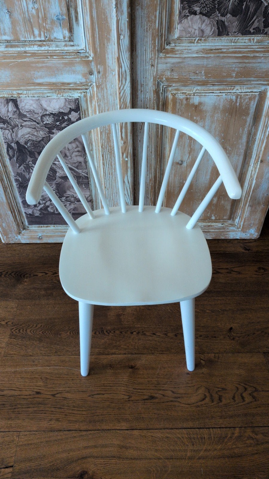 Vintage brocante spijlen stoeltje, wit, Huis en Inrichting, Stoelen, Ophalen, Wit, Hout, Eén