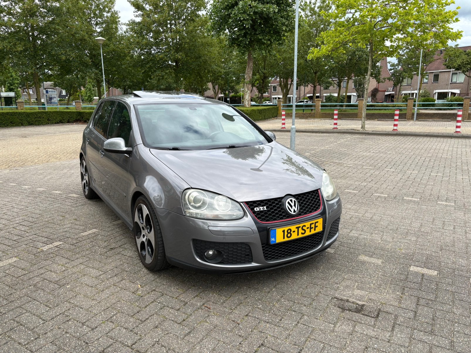 Volkswagen Golf 2.0 GTI 147KW 5D AUT 2006 Grijs, Zwart, 4 cilinders, 1984 cc, Leder
