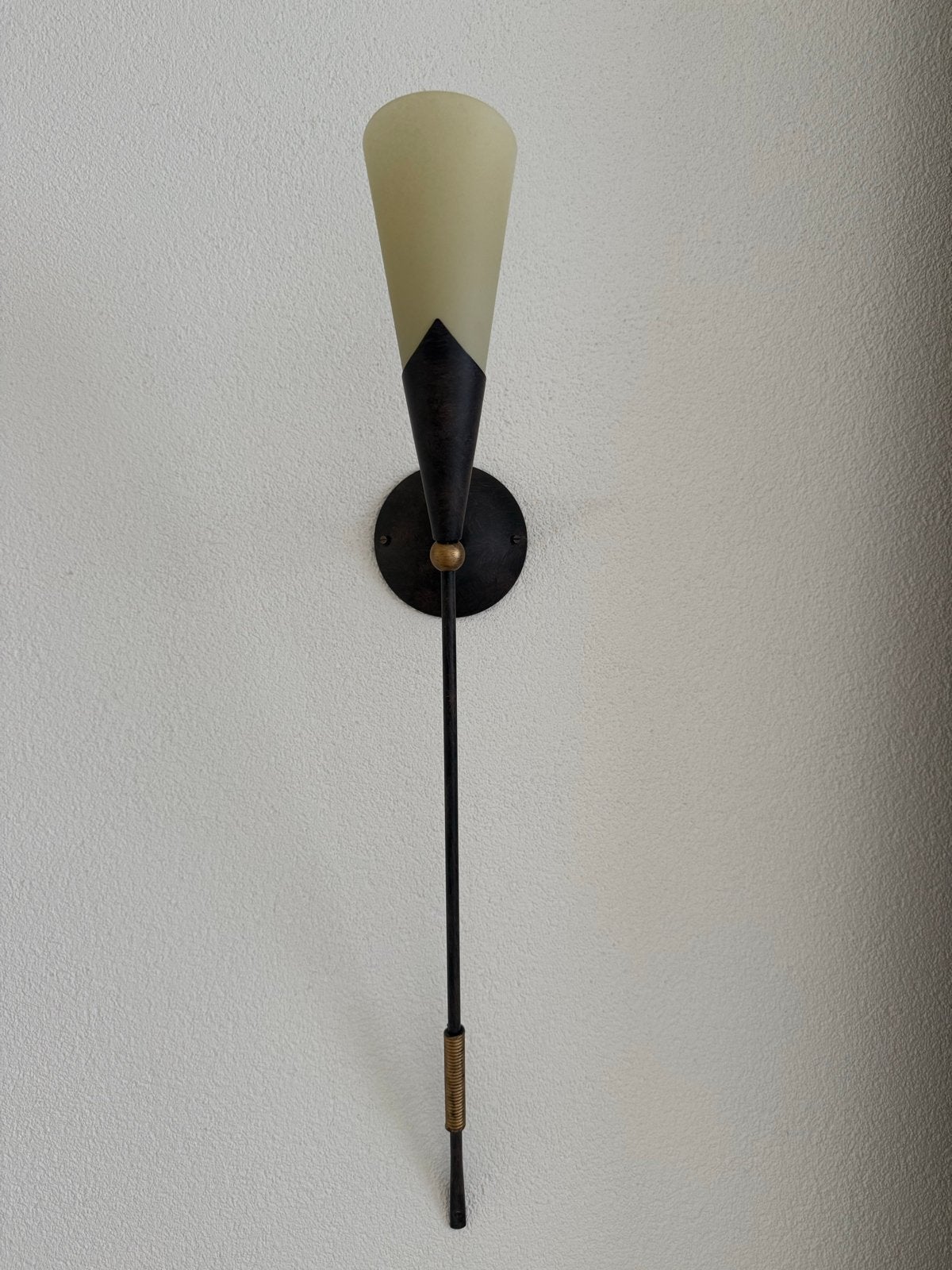 8 Vintage wandlamp met glazen kap en metalen arm, Gebruikt, Indirect licht, Meerkleurig, Overige fittingen