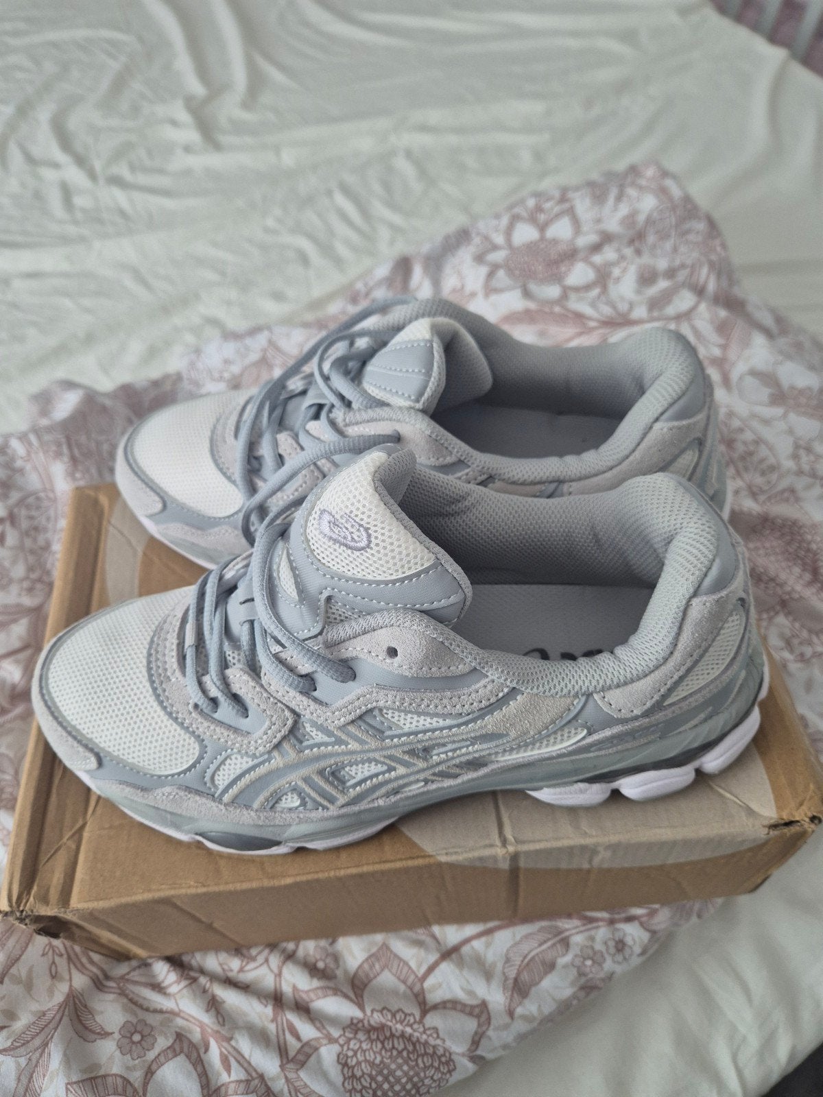 asics gel nyc maat 42 valt als 41 origineel nieuw in doos, Kleding | Heren, Ophalen of Verzenden, Nieuw
