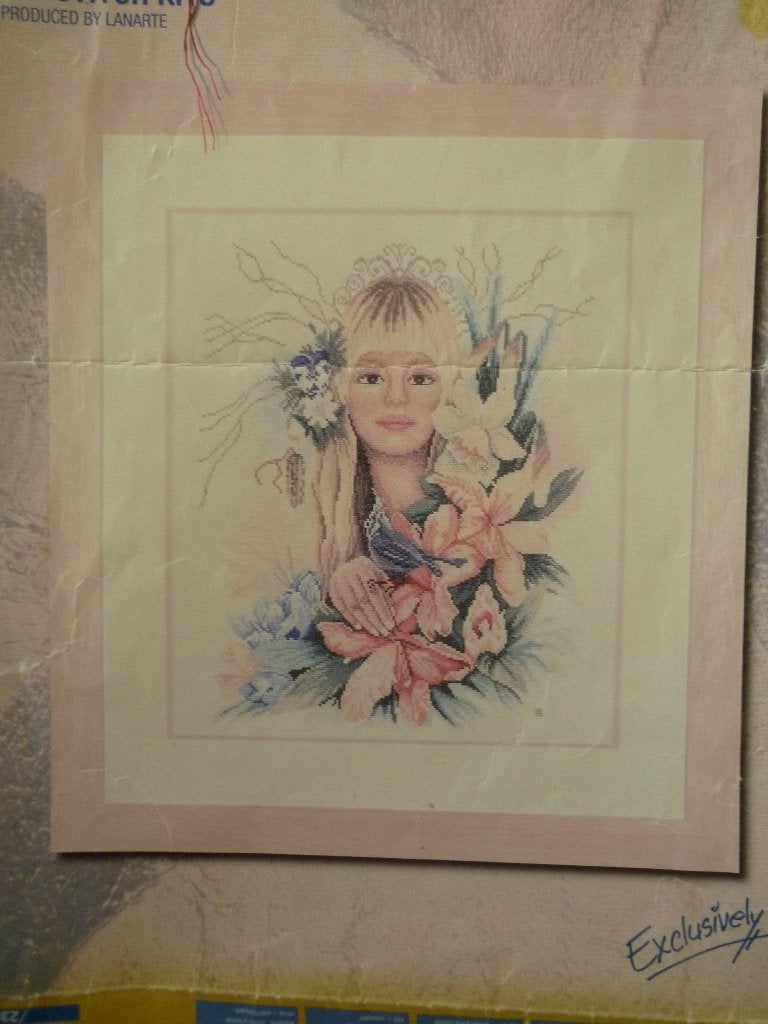 Borduurpakket Maria van Scharrenburg Flower girl 34x40 cm, Hobby en Vrije tijd, Borduren en Borduurmachines, Ophalen of Verzenden