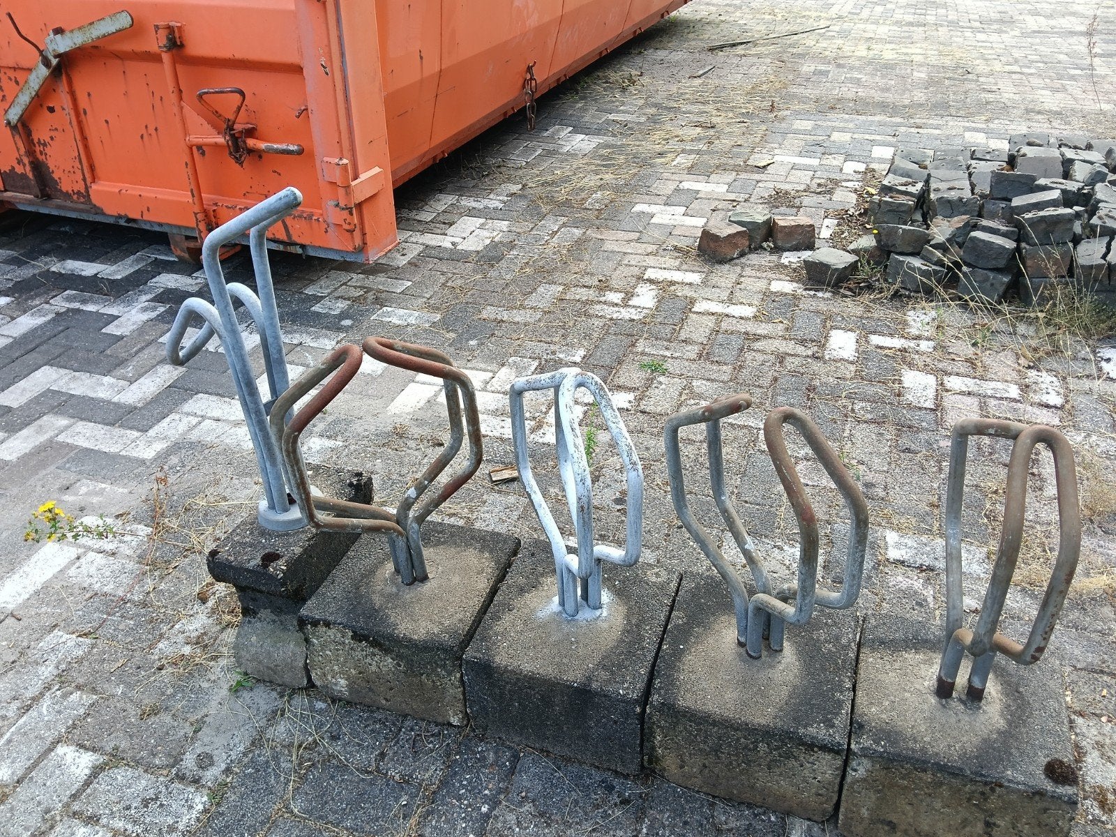 Fietsblokken, Ophalen