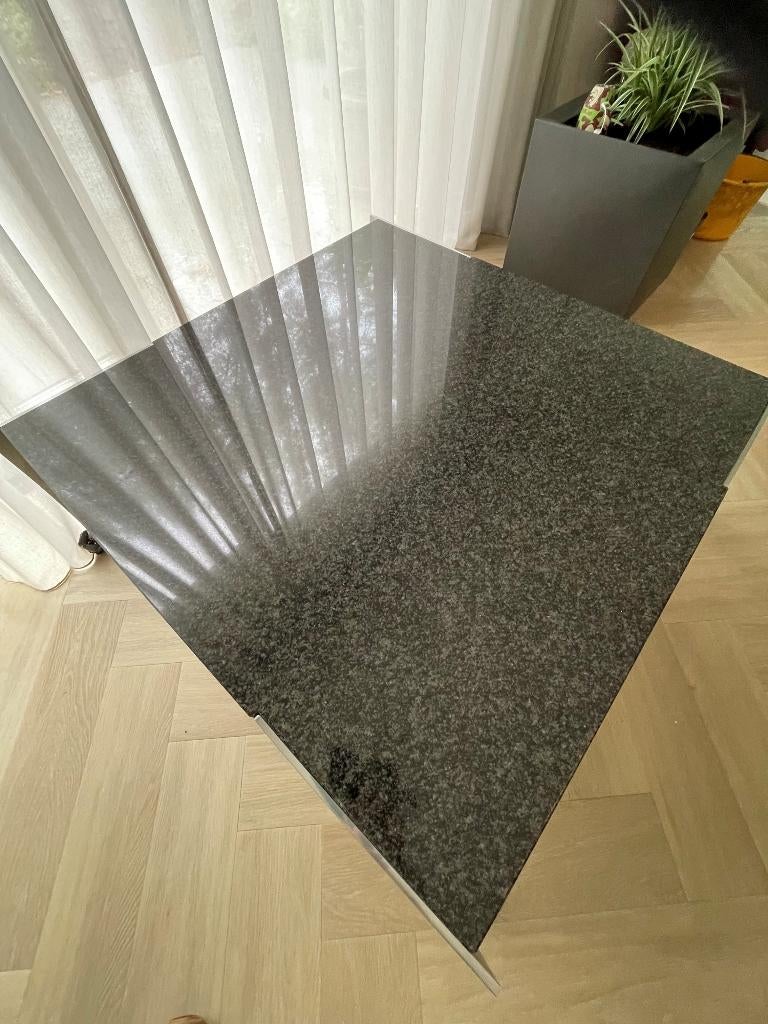 Granieten salontafel, Ophalen, Overige materialen, 100 tot 150 cm, 50 tot 100 cm
