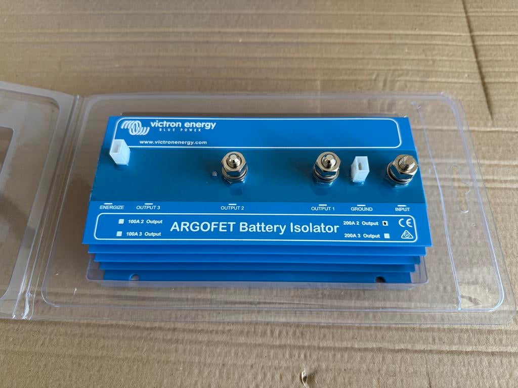 Victron Argofet 200-2 2 accu's 200A | laadstroomverdeler |, Ophalen of Verzenden, Nieuw