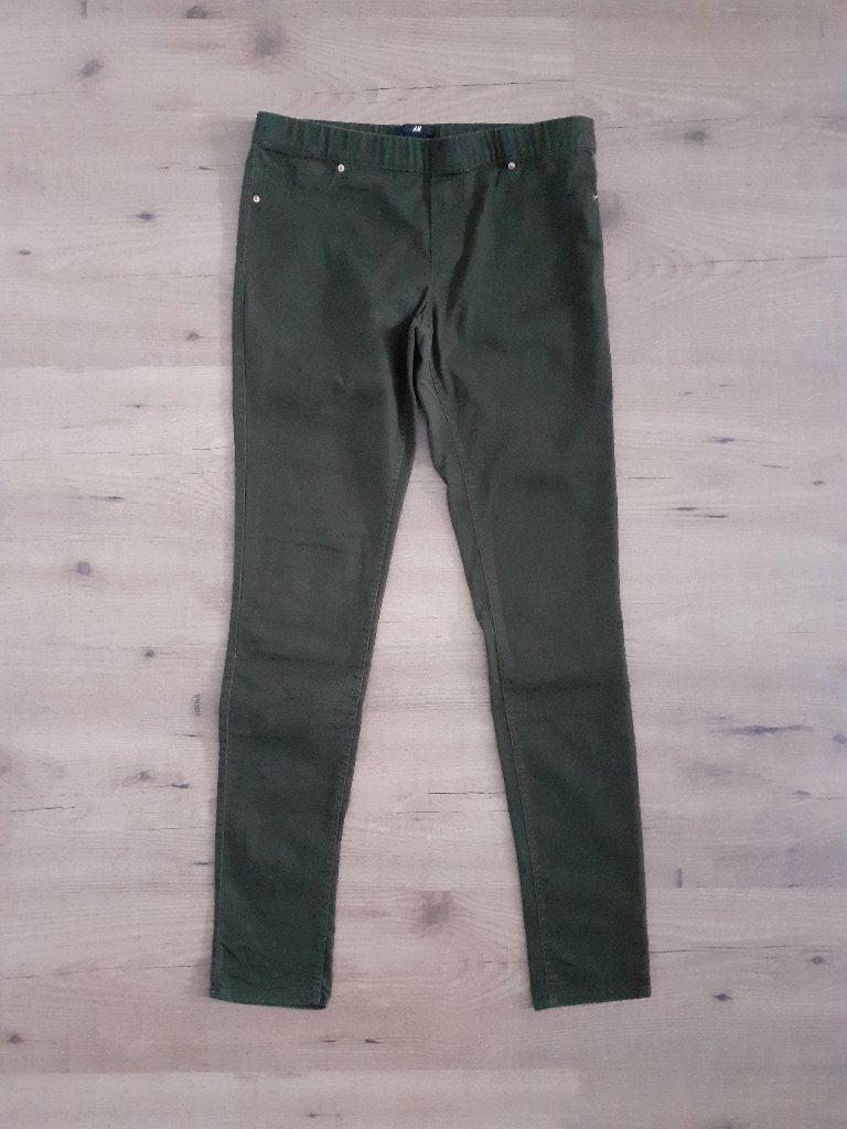 Gratis* H&M tregging / jegging / broek khaki groen maat 38 M, Maat 38/40 (M), Ophalen of Verzenden, Zo goed als nieuw, H& M