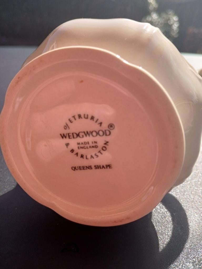 Wedgewood roomkannetje, Ophalen of Verzenden, Zo goed als nieuw, Aardewerk, Overige typen