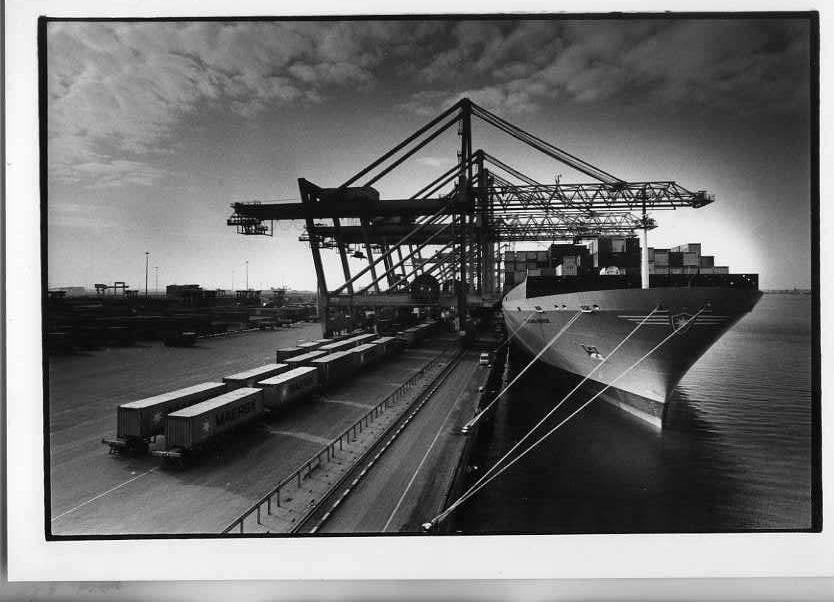 scheepvaart-foto-ROTTERDAM-ECT-regina maersk, Ophalen of Verzenden, Zo goed als nieuw, Motorboot, Boek of Tijdschrift