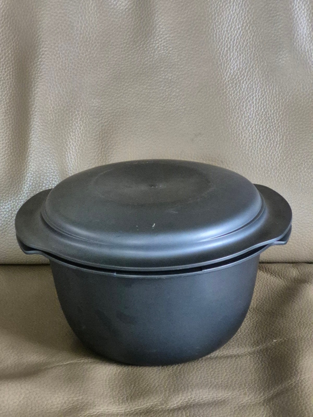 Tupperware ovenschaal 2.5 liter zwart, Ophalen of Verzenden, Gebruikt, Schaal