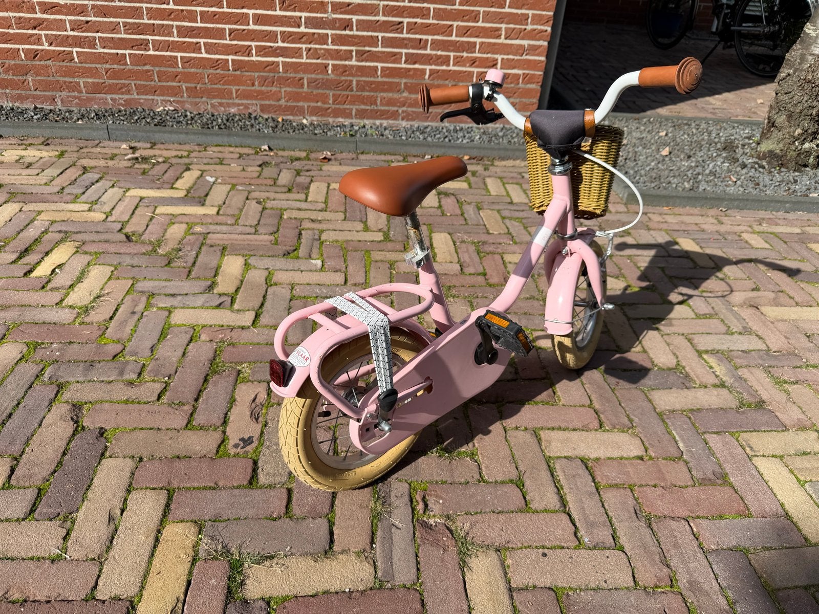 Roze Puky kinderfiets met mandje - altijd in garage gestaan, Ophalen, Zo goed als nieuw, Terugtraprem, Minder dan 16 inch