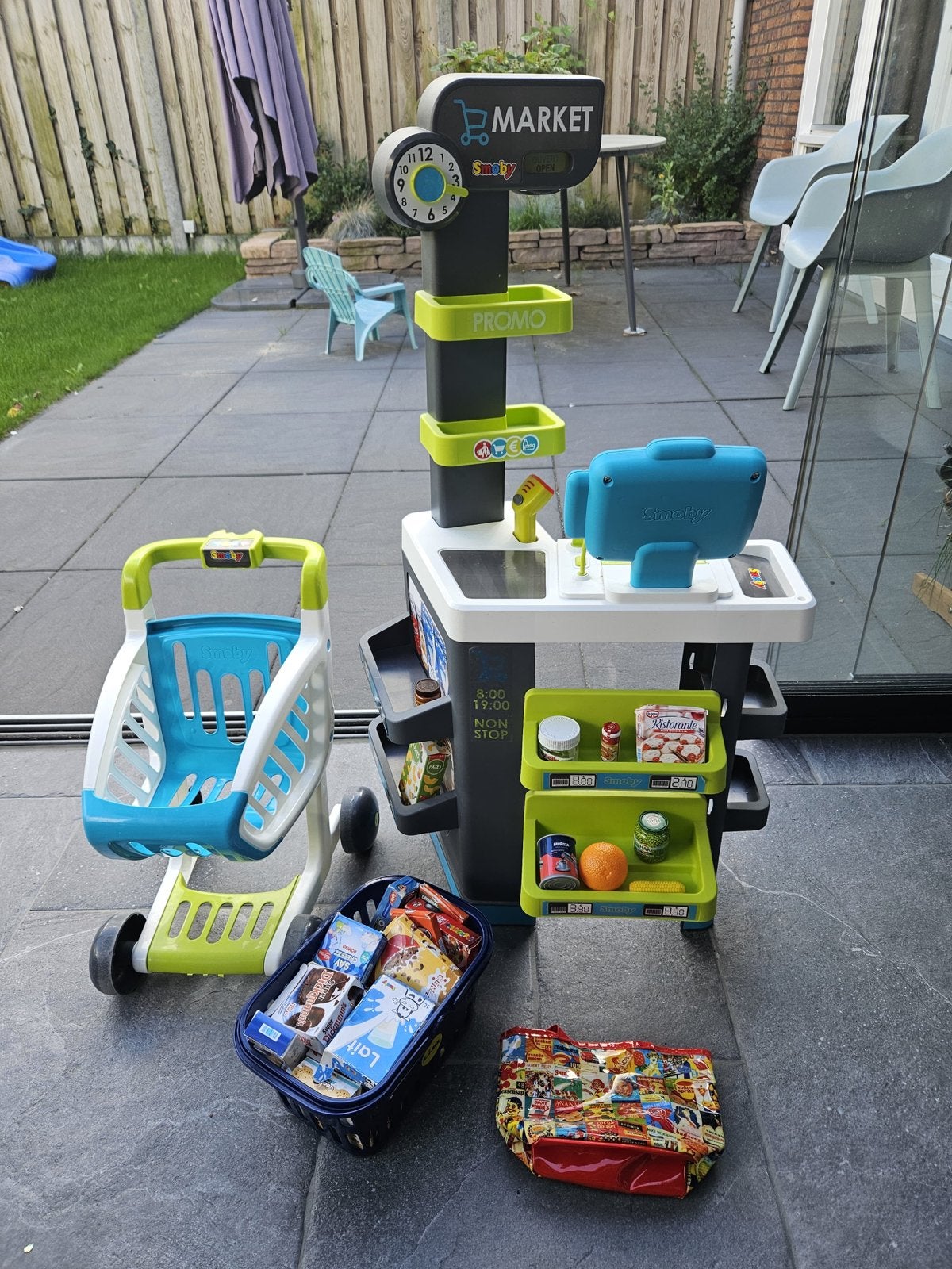 Winkeltje met winkelwagen, mandje en accessoires, Kinderen en Baby's, Speelgoed | Overig, Ophalen, Gebruikt, Jongen of Meisje