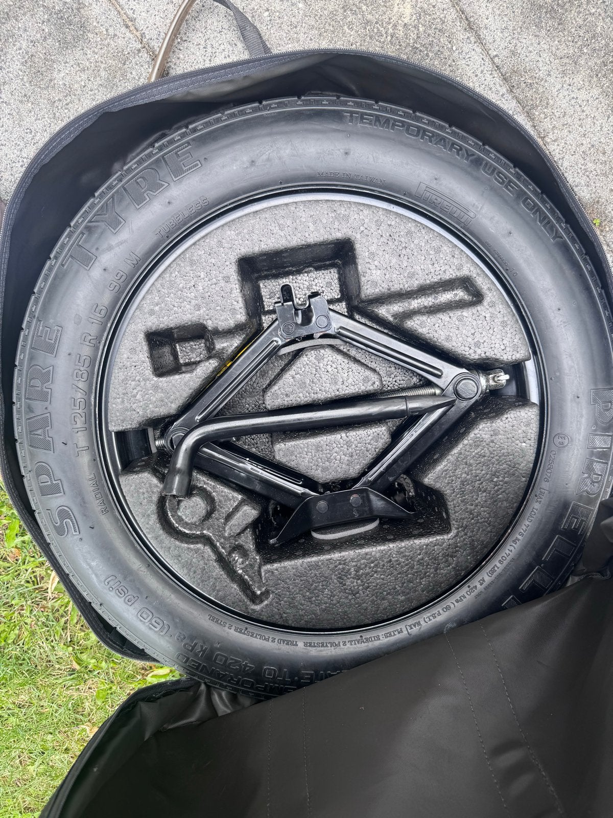 Pirelli reservewiel met krik+sleutel (T125/85 R16) Volvo C70, Auto-onderdelen, Ophalen, Gebruikt, 16 inch, Overige