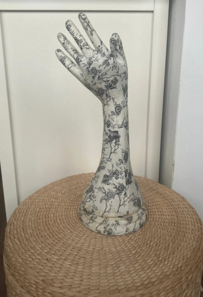 Deco hand arm papier-maché roomwit zwart bloemenmotief, Ophalen of Verzenden, Wit, Papier/karton, Gebruikt