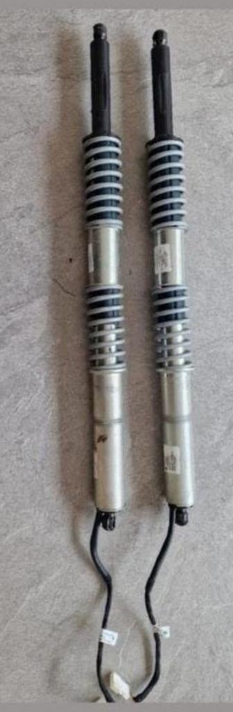 Bmw f11 pre lci elektrische gasveer kofferklep, Ophalen of Verzenden, Gebruikt, BMW