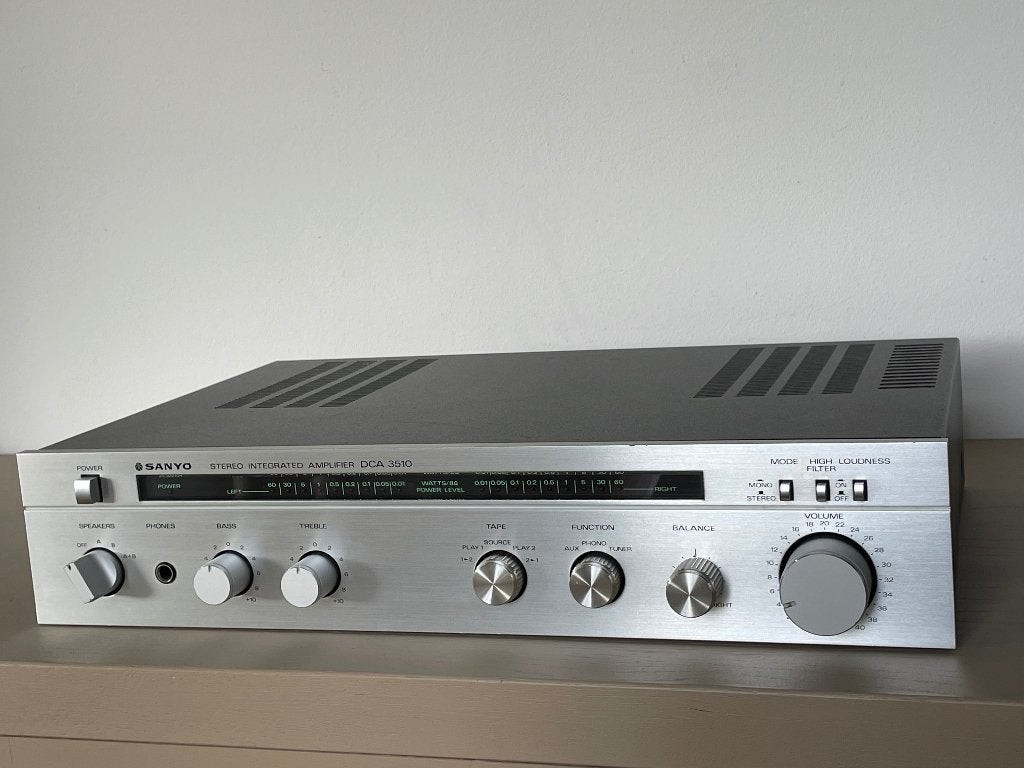 Vintage Sanyo DCA3510 stereo versterker, Ophalen of Verzenden, Gebruikt, Minder dan 60 watt, Overige merken