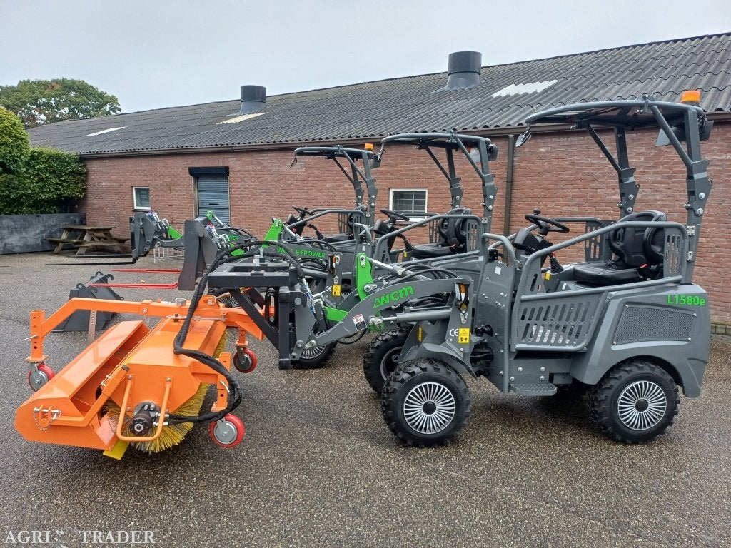 Elektrische mini shovel WCM l1580e, Welgelegenweg, Ophalen of Verzenden, Wiellader of Shovel, Dijkstroe@gmail.com