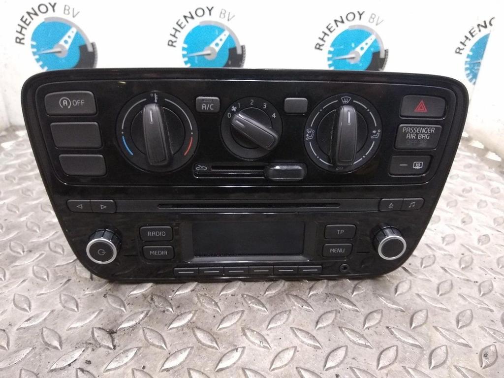 VOLKSWAGEN UP RADIO 2015, Ophalen of Verzenden, Gebruikt, Stiba lid