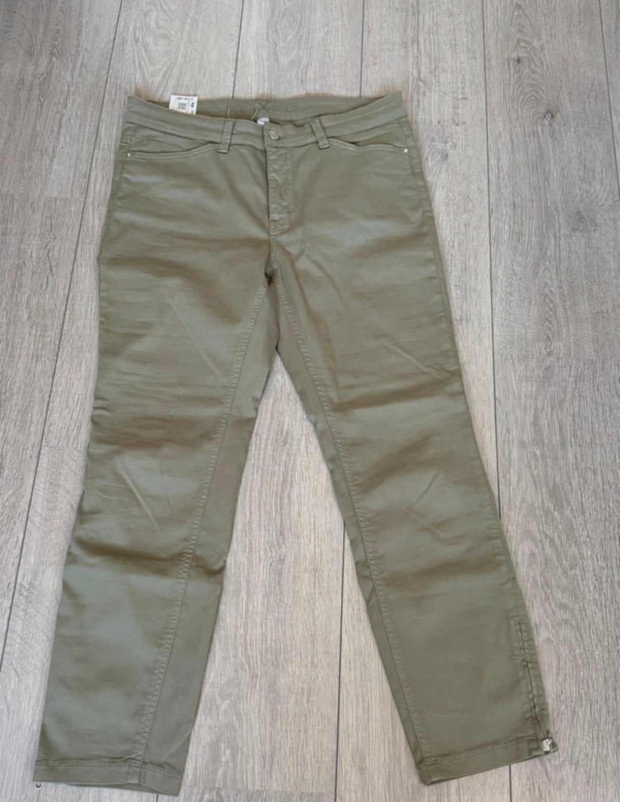 Mac dream chic broek 40/27, Kleding | Dames, Broeken en Pantalons, Maat 38/40 (M), Nieuw, Ophalen of Verzenden, Driekwart