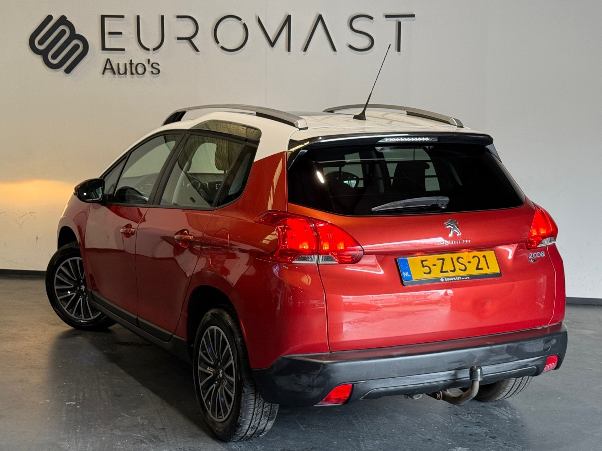 Peugeot 2008 1.2 PureTech Active Automaat Panoramadak Airco, Auto's, Euro 6, 1199 cc, 82 pk, 770 kg